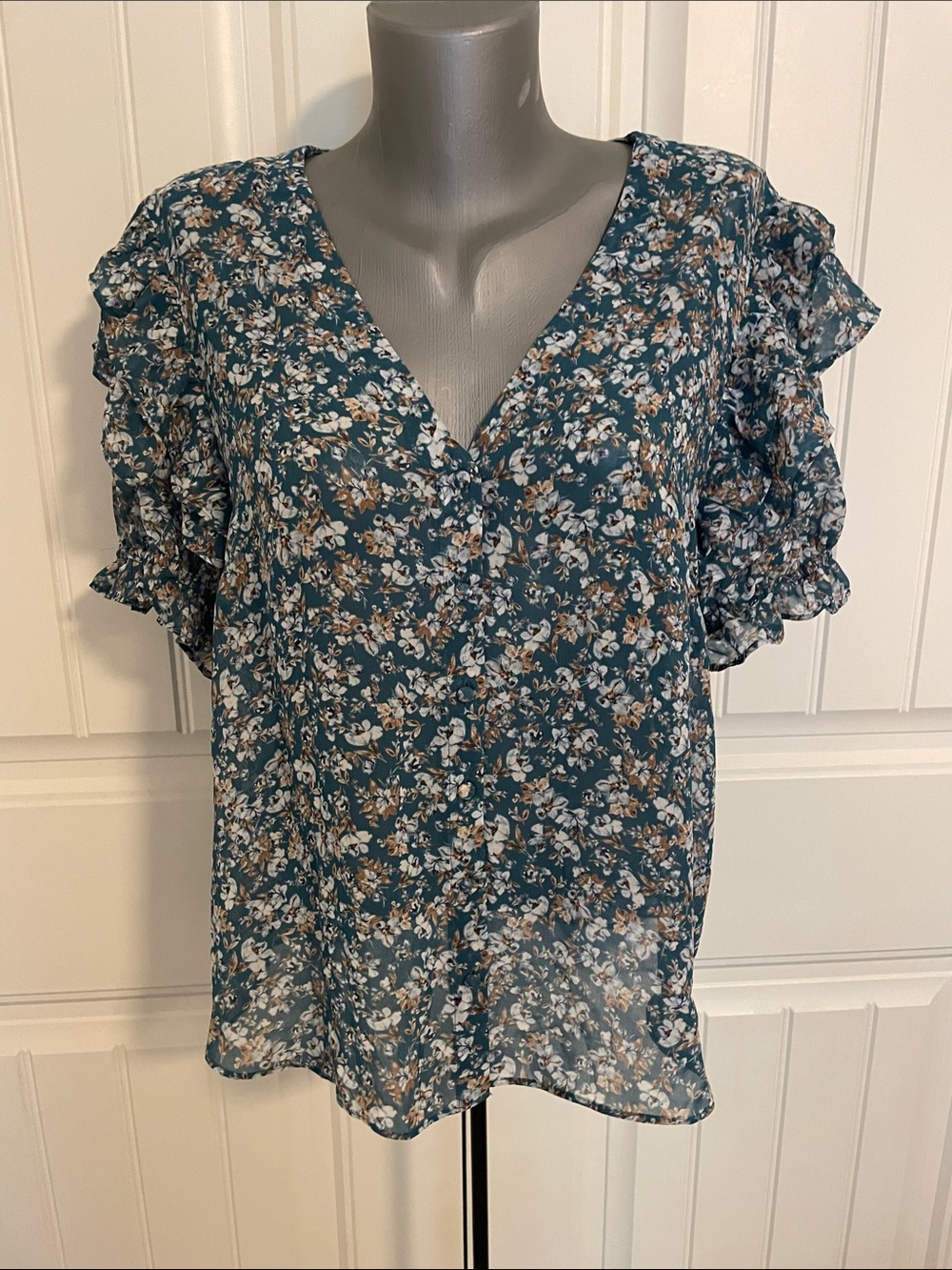 1. State Teal Floral V-Neck Ruffle Sleeve Blouse